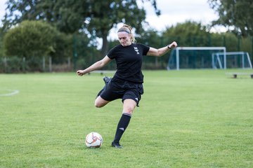 Bild 37 - Frauen SG Holstein Sued - SV Eintracht Luebeck : Ergebnis: 3:0